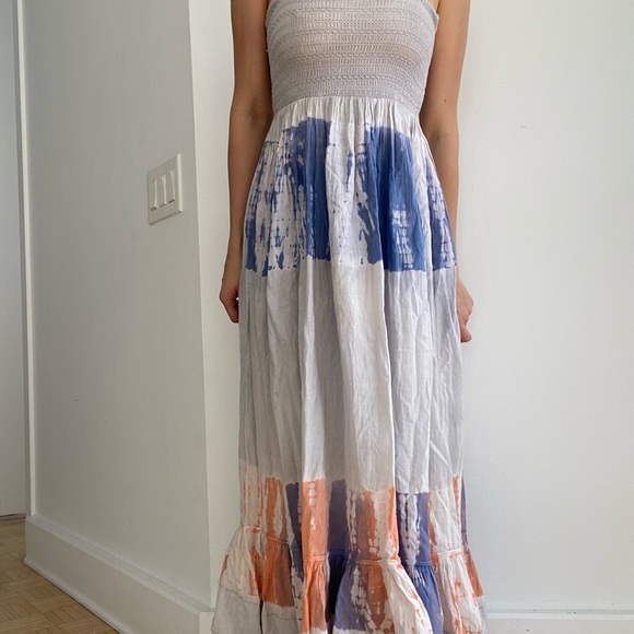 ** SOLD DO NOT BUY ** Tie-dye maxi dress!! Perfect for the summer - Picture 4 of 8